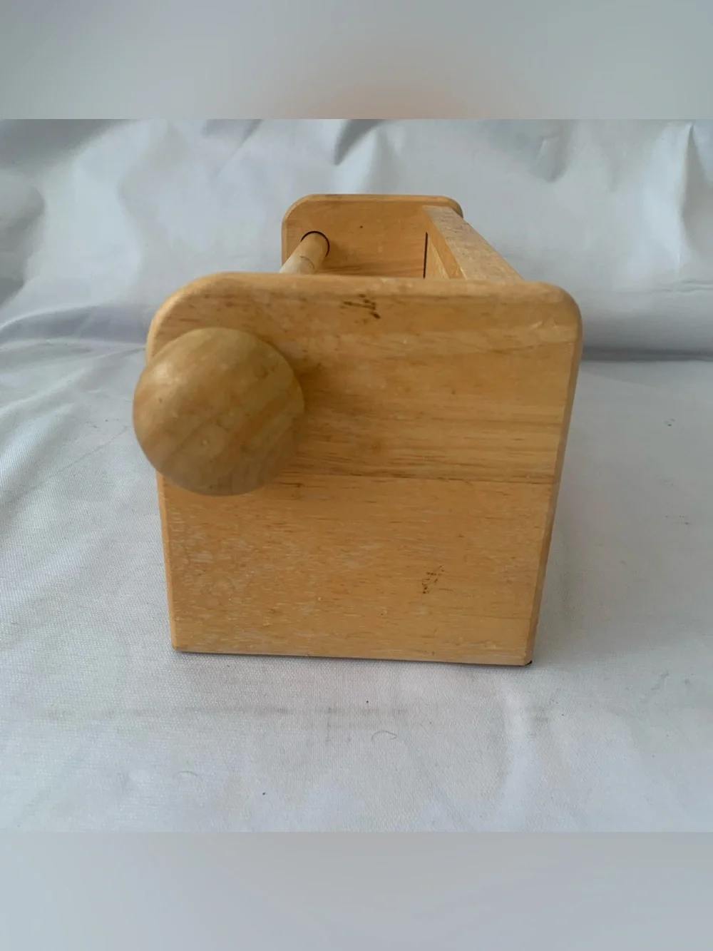VTG Wood Wall Mounted Paper Towel Holder Dispenser Light Oak Country 14” Long
